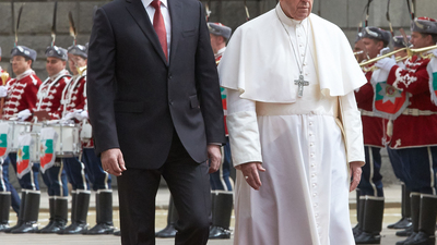 Papa: Onların yolu acı, kader yoludur