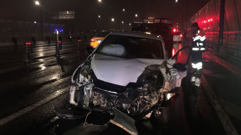 Haliç Köprüsünde trafik kazası