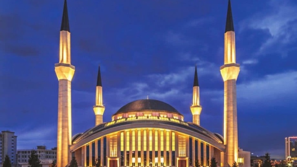 Ankara iftar vakti saat kaçta?