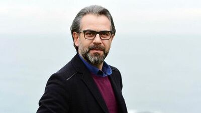 Yurdaer Okur kimdir?