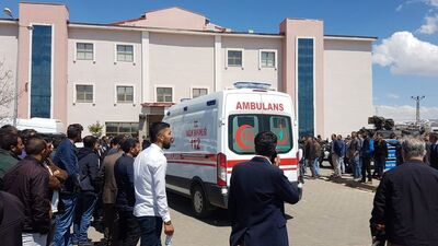 Karısıyla bebeğini öldürdü, 2 küçük oğlunu yaraladı