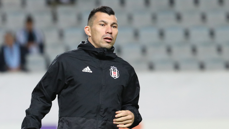 Medel'in gönlü Boca'da