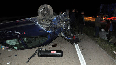 Köpeğe çarpmamak için kaza yaptı: 1 ölü, 4 yaralı