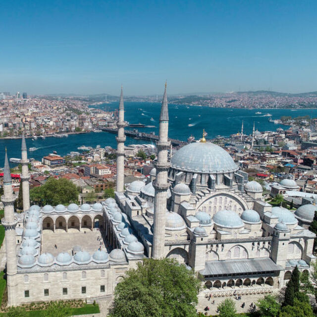 10 Mayıs İstanbul Cuma saati kaçta?