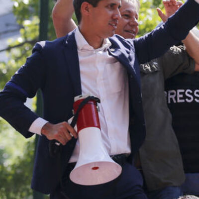 Guaido yine sokağa çağırdı!