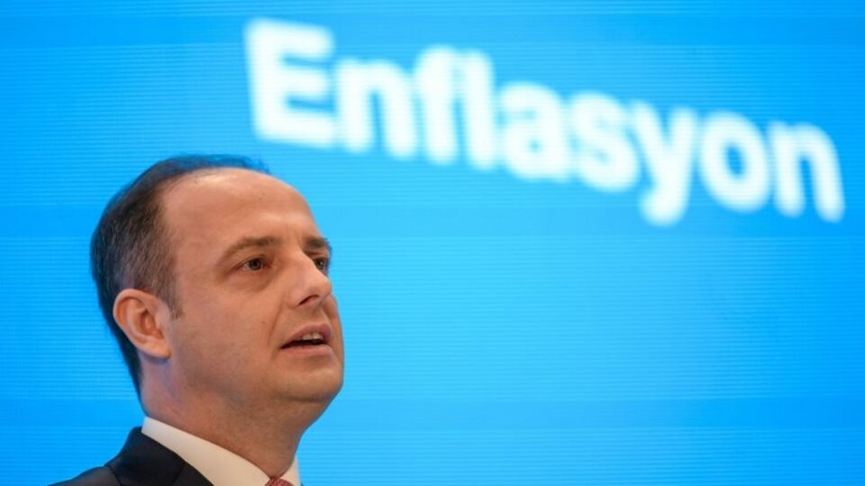 Dolar neden artıyor, Merkez Bankası'nın TL'yi desteklemek için attığı adımlar işe yarayacak mı?