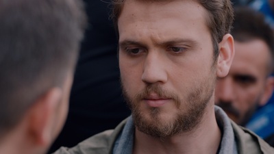 "Sen bizim düşmanımız değilsin!"