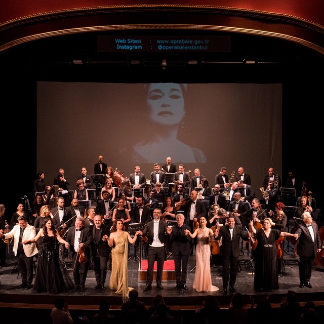Leyla Gencer anıldı