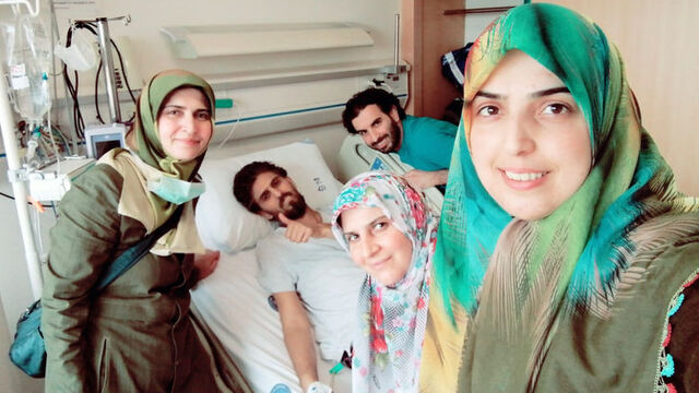 Polis memurunun bitmeyen çilesi kardeşleri sayesinde son buldu!