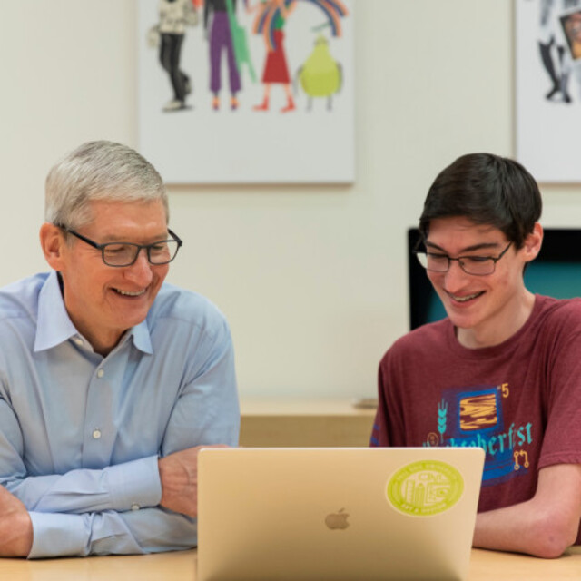 Tim Cook'dan 'üniversite' tavsiyesi