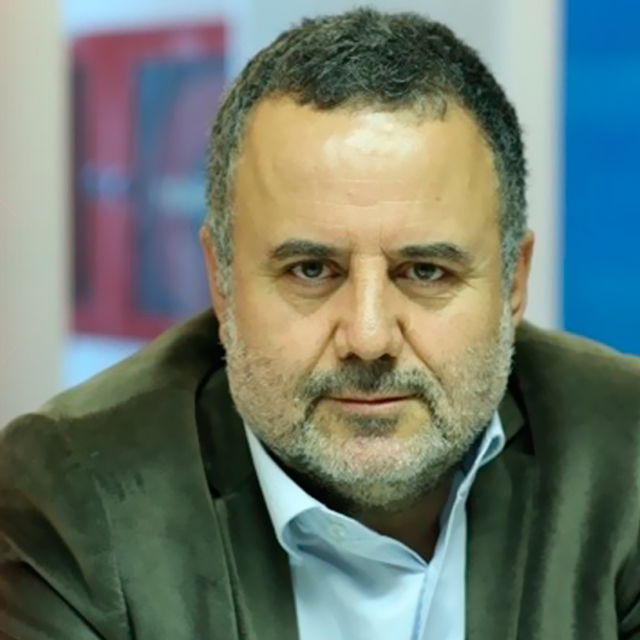"Anneme duyduğum hasret, en kıymetli varlığımdır bugün benim"