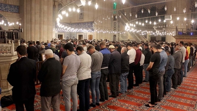 Teravih namazı saat kaçta, nasıl kılınır?