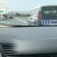 Pes dedirtti! Polise bile 'makas' attı