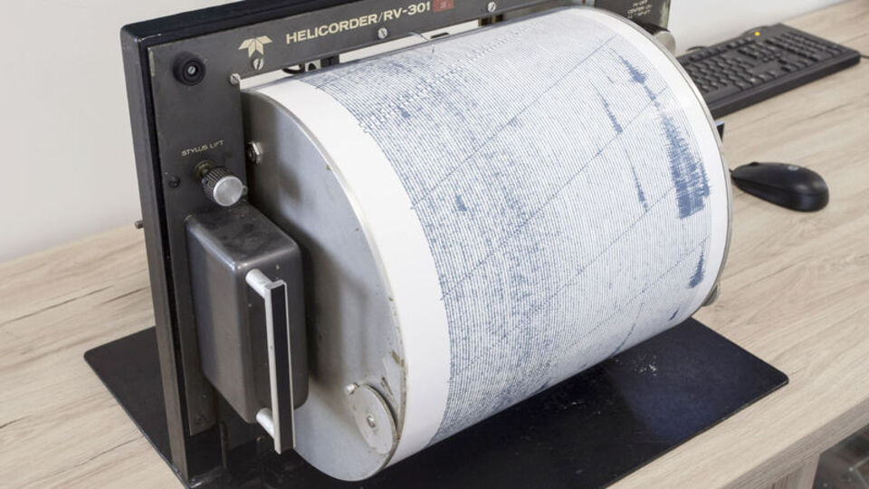 Papua Yeni Gine'de şiddetli deprem