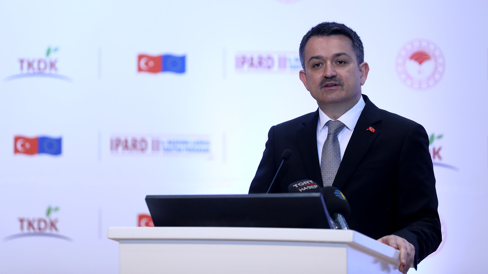 Çiftçiler evrak işlerini e-devletten yapabilecek