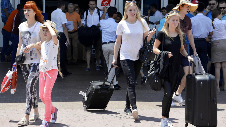 Yabancı turist sayısında yüzde 24 artış