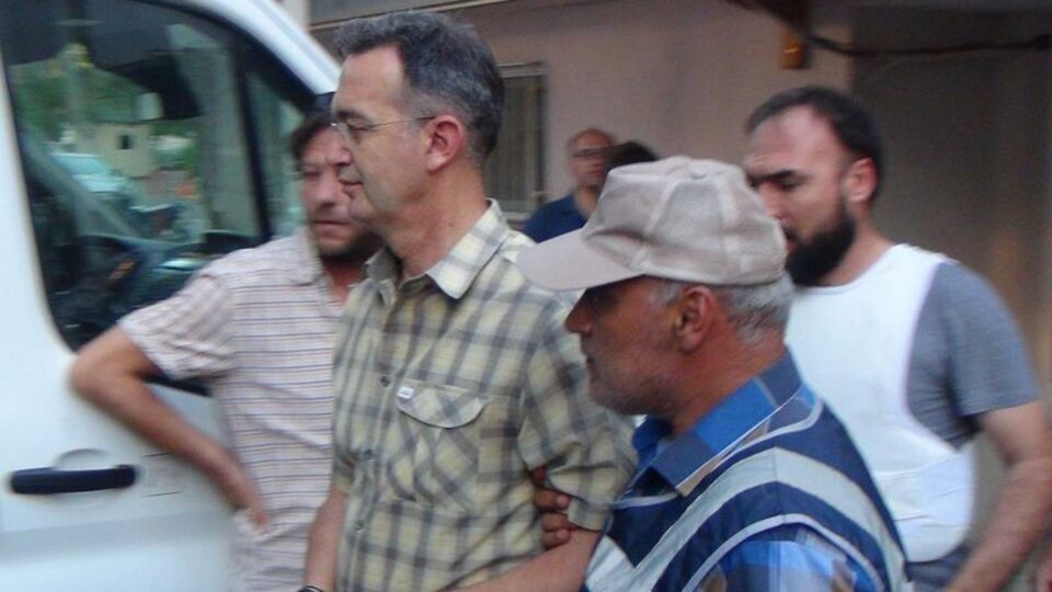 Eski Manisa tugay komutanına müebbet!