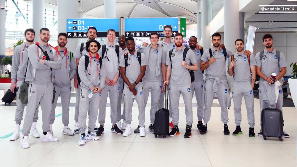 Anadolu Efes, İspanya'ya gitti