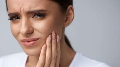 Diş ağrısı nasıl geçer? Diş ağrısına karşı pratik çözümler