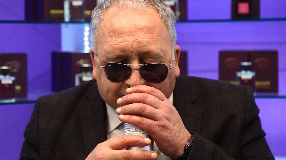 Kız Kulesi'ni görme engellilere koklattılar! Sonuç ilginç...