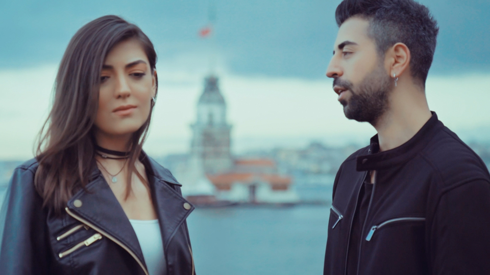 "Yara Bandı" ile sevenlerini karşılıyorlar