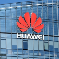 Huawei'nin ABD'yi kızdıran zirve yolculuğu