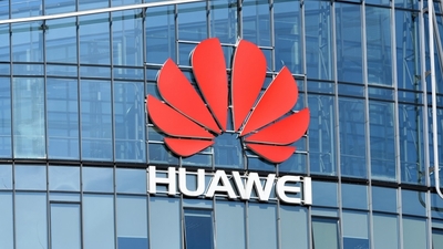 Huawei'nin ABD'yi kızdıran zirve yolculuğu