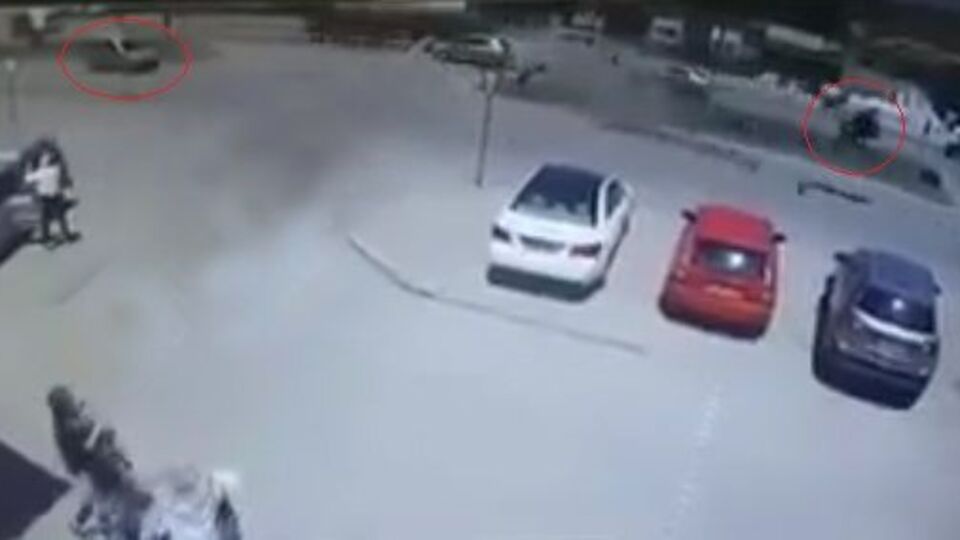 İki kişinin öldüğü feci kaza kamerada!