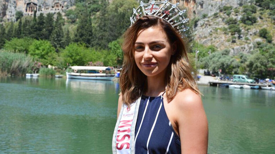 İngiltere güzelinden Dalyan'da anlamlı davranış