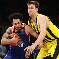 Anadolu Efes'te Larkin alev aldı!