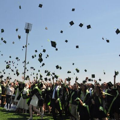 Üniversiteli gençlere yaz tatilinde çifte fırsat