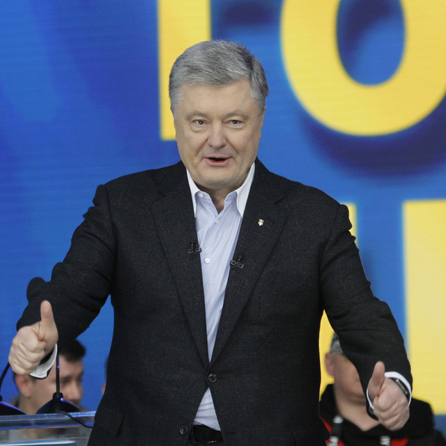 Poroşenko'ya yurt dışı yasağı' talebi!