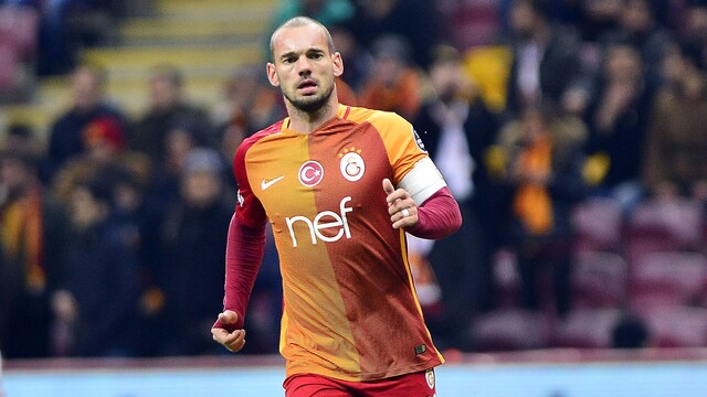Sneijder Başakşehir maçı için geliyor
