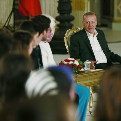 Cumhurbaşkanı Erdoğan gençlerle buluştu