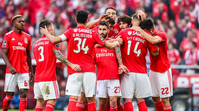 Portekiz'de şampiyon Benfica