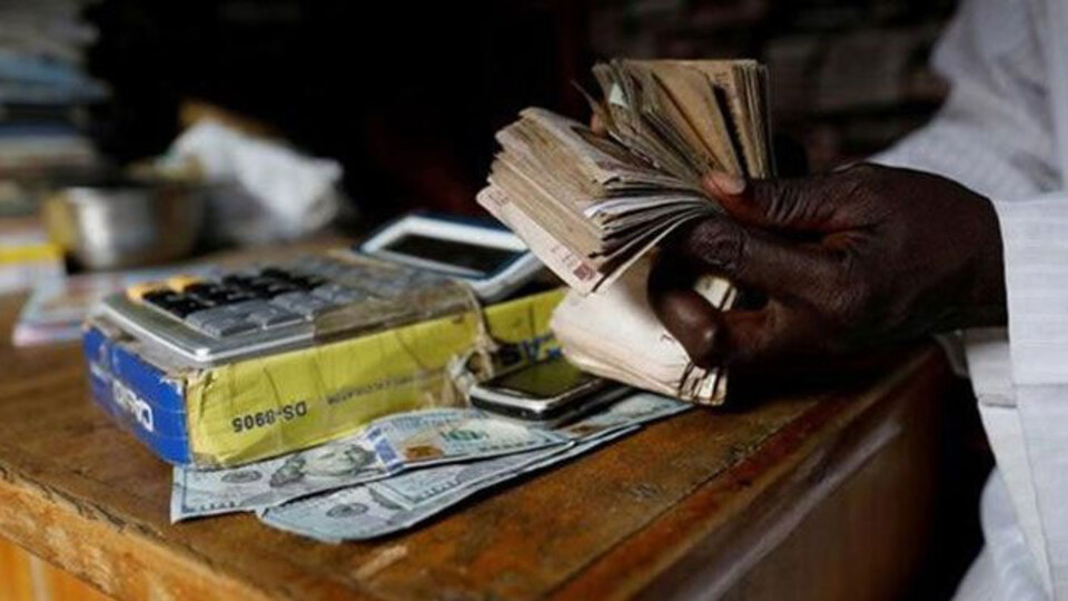 15 ülke ortak paraya geçiyor