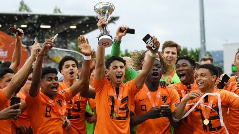 Hollanda, 17 yaş altında Avrupa şampiyonu
