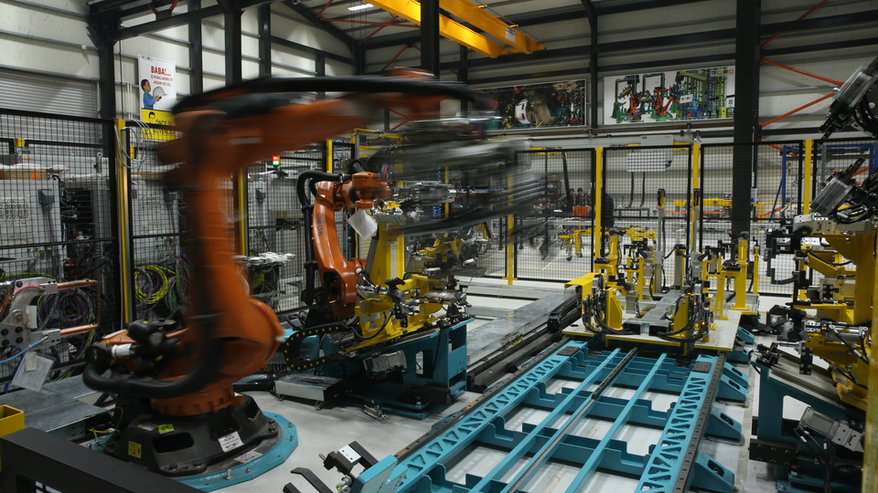 Ünlü otomobil firmalarının robotik üretim hatları Kocaeli'den