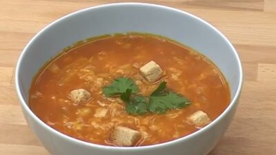 Brüksel lahanalı brokoli çorbası nasıl yapılır?