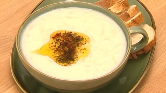 Brüksel lahanası çorbası nasıl yapılır?