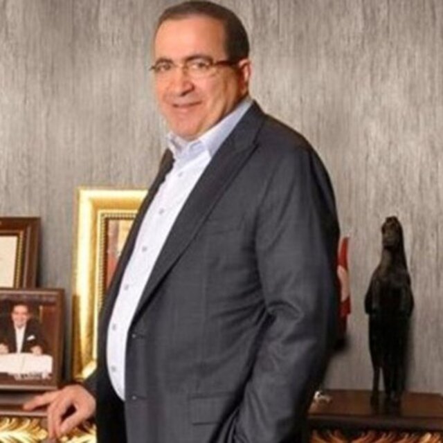 Ünlü gömlekçiyi öldürten kumar çetesi çökertildi
