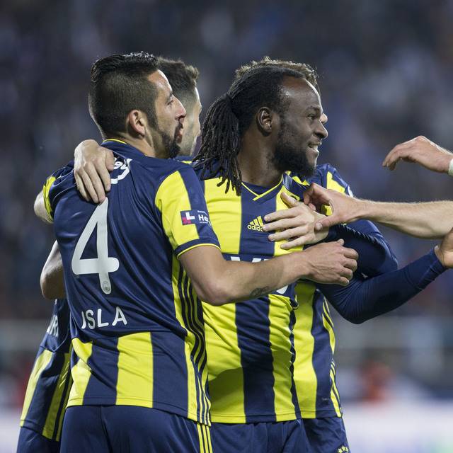 Fenerbahçe deplasmanda güldü