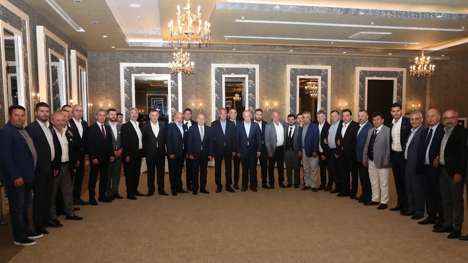 1. Lig'den Nihat Özdemir'e tam destek