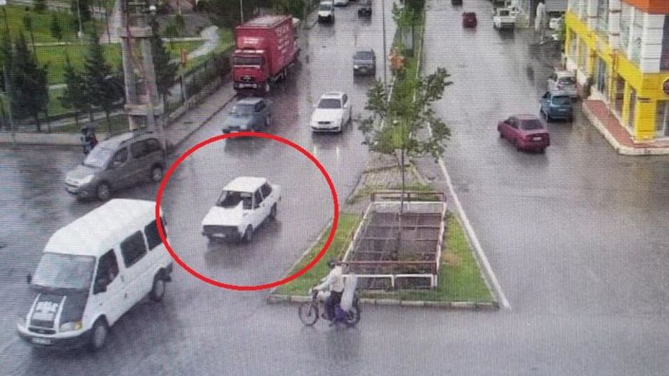 Çalınan aracının bulunduğuna sevinemedi! 25 parça...