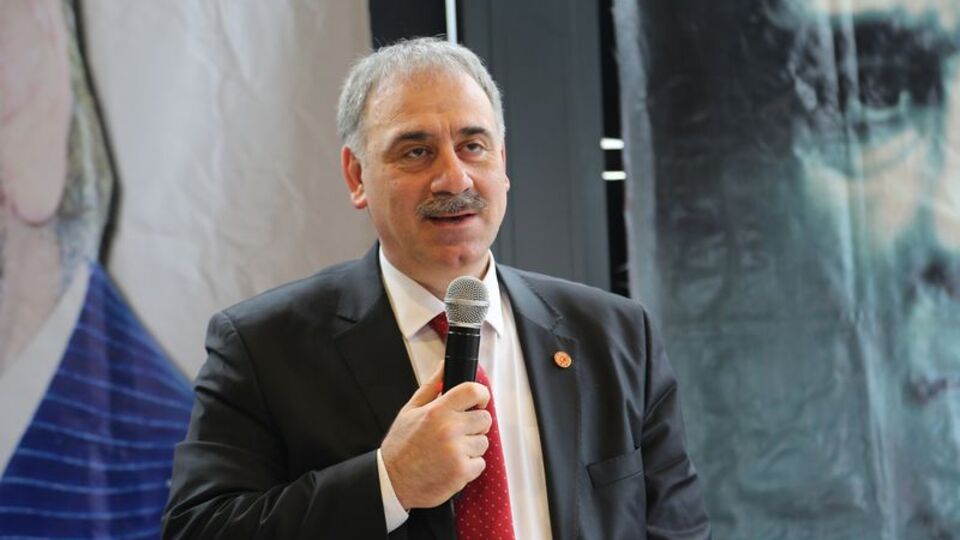 İBB adaylığından bir isim daha çekildi