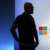 Huawei'ye ikinci darbe Microsoft'tan!