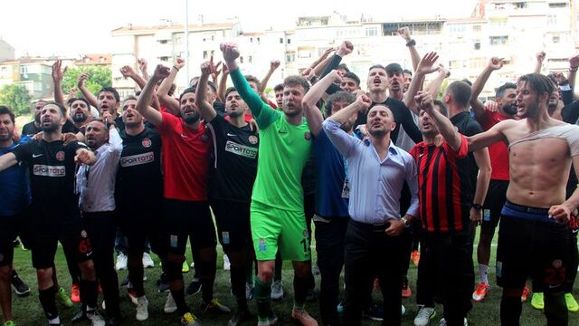 Karagümrük, 1. Lig'in kapısında