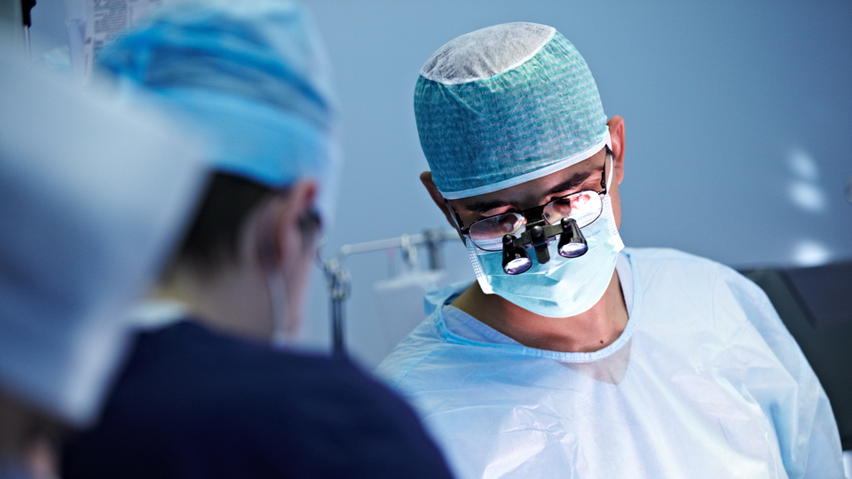 Uzmanlar uyarıyor! Ameliyat ilk tedavi şekli değil!