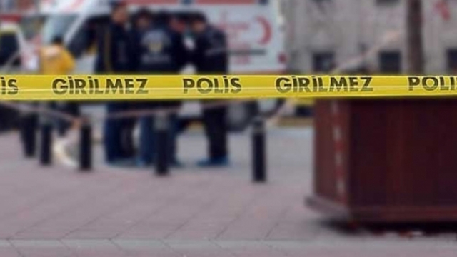 Annesini kablo ile boğarak katletti!