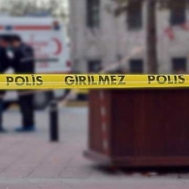 Annesini kablo ile boğarak katletti!
